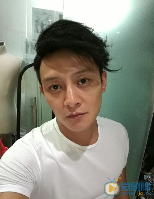 一路繁花相送劉浩然是誰演的？劉浩然扮演者夏銘浩個人資料、寫真及生活照欣賞