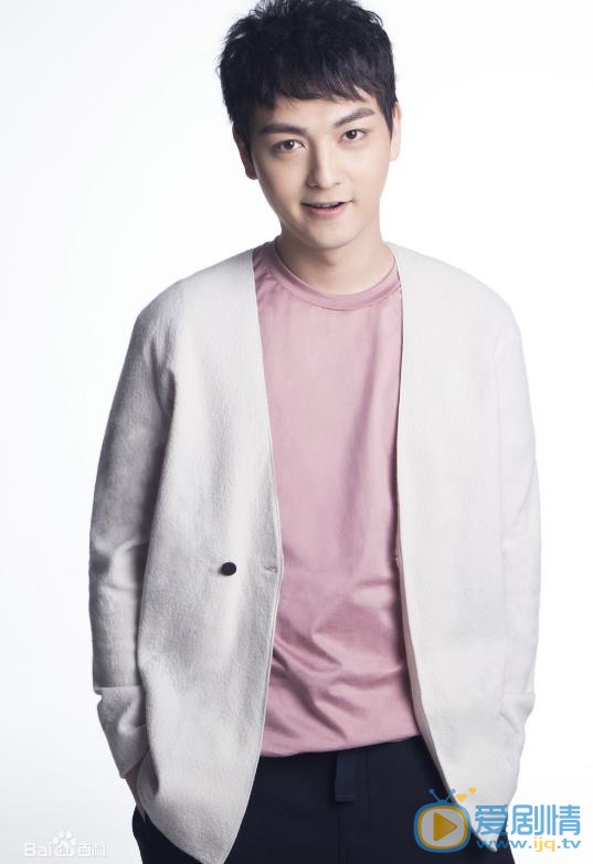 我不是精英費明扮演者張曉謙個人資料、海量生活照欣賞