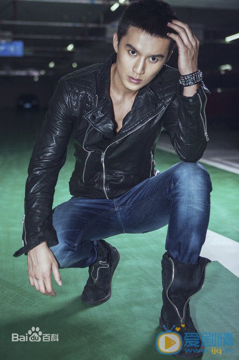 政委中余庚揚的扮演者是誰？余庚揚扮演者王冠個人資料簡介