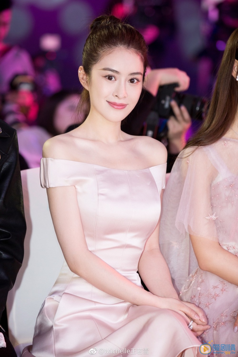 無法擁抱的你李藍汐是誰演的?李藍汐扮演者王若雪個人資料及生活寫真照欣賞