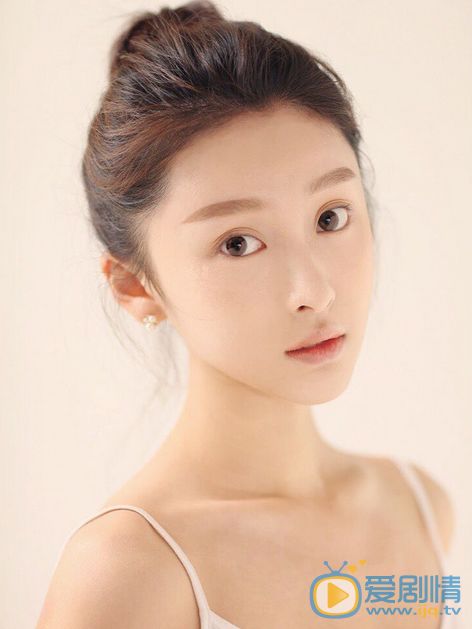  浪花一朵朵向陽陽是誰演的？向陽陽扮演者王子璇個人資料及生活寫真照欣賞