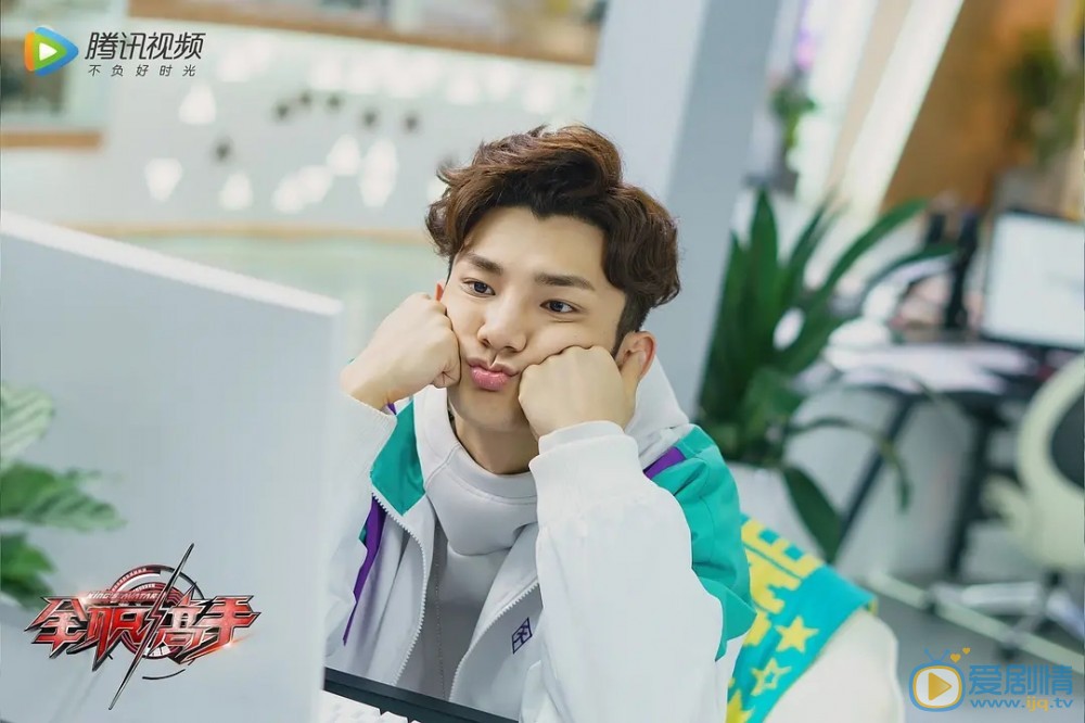 全職高手葉修和黃少天兩人關係怎么樣？