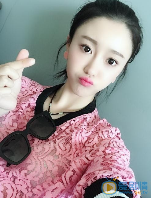 路從今夜白小蟲是誰演的？路從今夜白小蟲扮演者汪諾喬個人資料、寫真及生活照欣賞