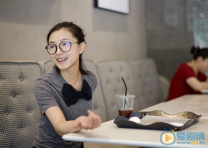 獵場熊青春是誰演的？熊青春扮演者萬茜個人資料及寫真生活照欣賞