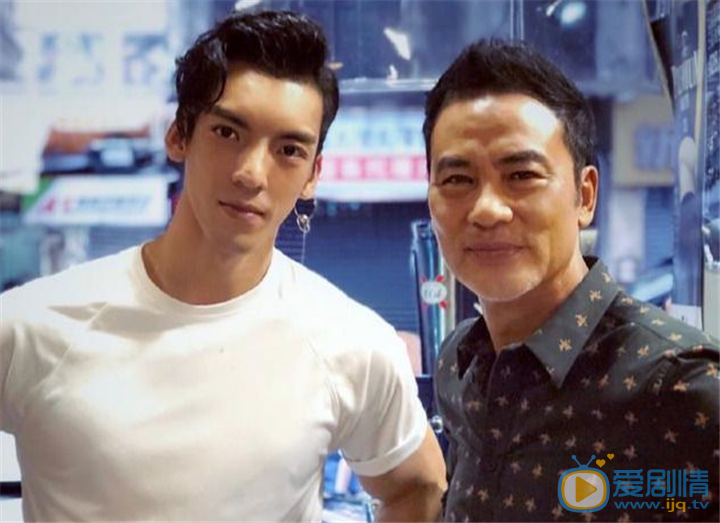 破冰行動鍾偉是誰？鍾偉的扮演者是誰？