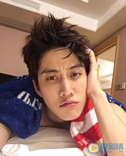 美味奇緣李雨哲是誰扮演的？美味奇緣李雨哲扮演者mike個人資料、寫真及生活照欣賞