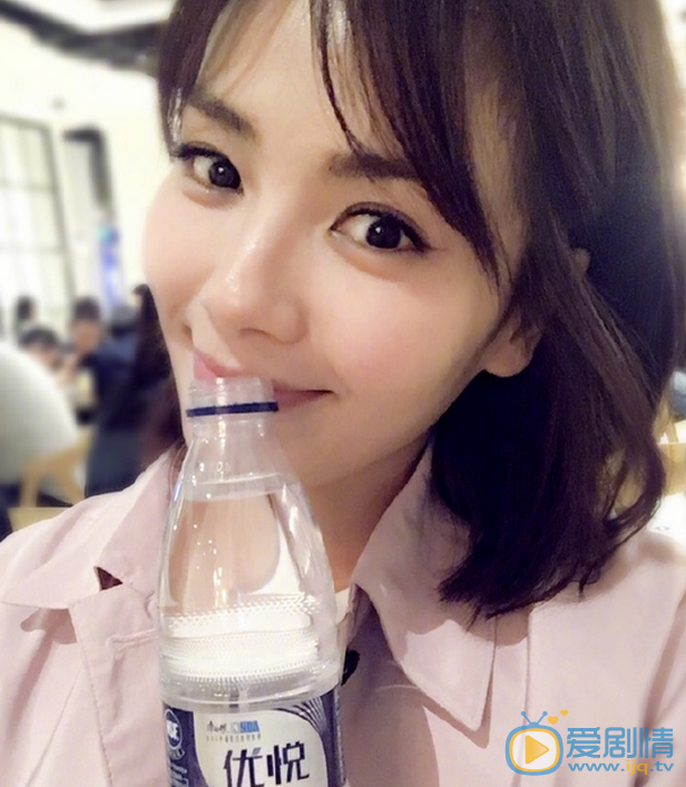  歡樂頌2安迪喝的水是什麼牌子？安迪喝的水品牌介紹