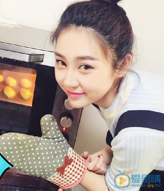 進擊吧閃電宮苒是誰扮演的？進擊吧閃電宮苒扮演者喬曦個人資料、寫真及生活照欣賞