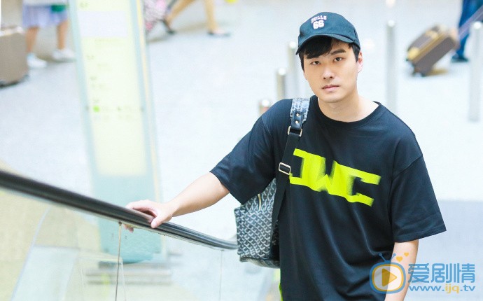 曲博個人資料簡介 曲博演藝經歷 曲博寫真圖片