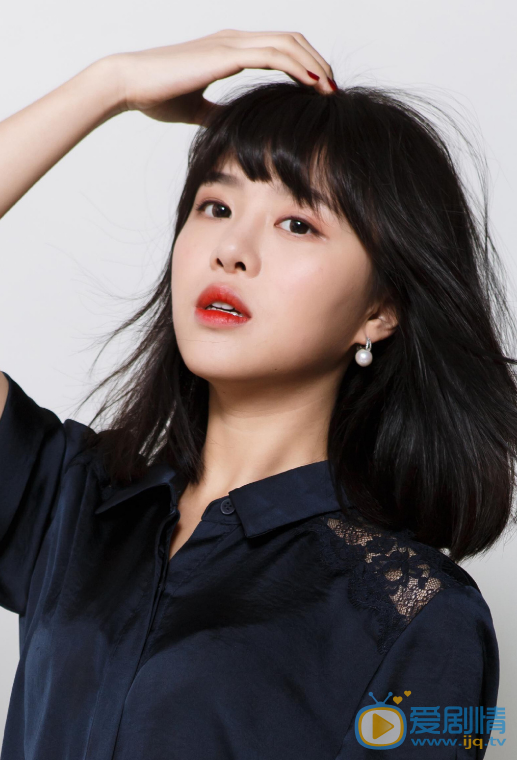 章方然個人資料簡介 章方然演藝經歷 章方然寫真