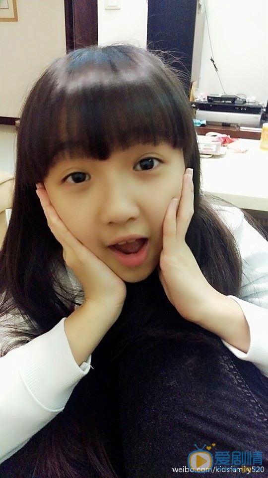 檸檬初上妙妙扮演者謝語恩寫真及生活照欣賞