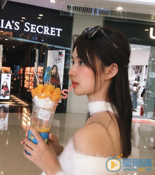 雙世寵妃2藍夜汐是誰扮演的？雙世寵妃2藍夜汐扮演者廖慧佳個人資料、寫真及生活照欣賞