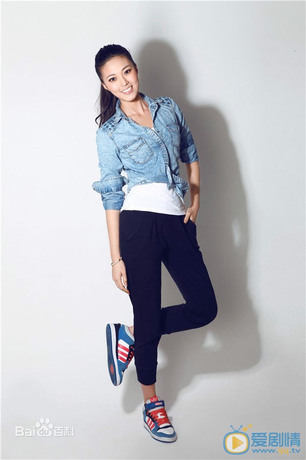 電視劇錦繡未央君桃扮演者王妍之寫真生活照