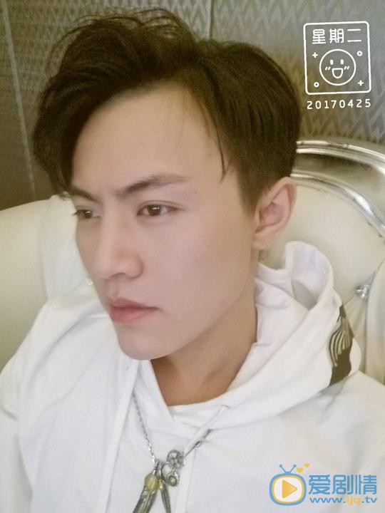 醉玲瓏衛長征是誰扮演的？醉玲瓏衛長征扮演者陳忻澤個人資料、寫真及生活照欣賞