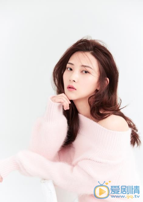 火王之破曉之戰裴珞傾是誰演的？裴珞傾扮演者柏安個人資料、寫真及生活照欣賞