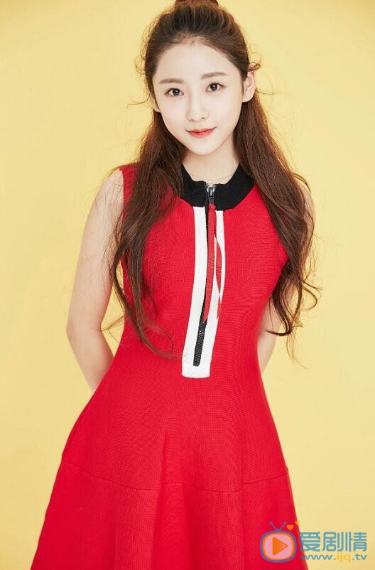 丁一一個人資料簡介 丁一一個人經歷家庭背景介紹 丁一一寫真圖片照