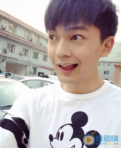 美味奇緣昆金是誰演的？美味奇緣昆金扮演者閆肅個人資料、寫真及生活照欣賞