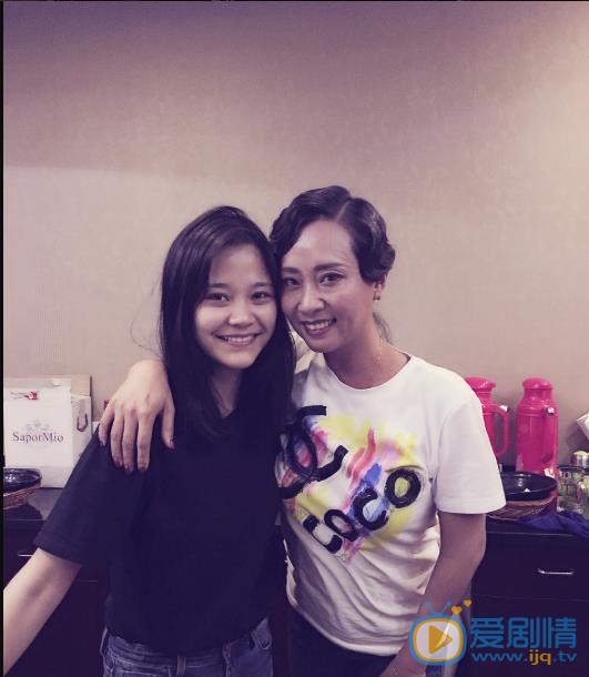 急診科醫生黨珍妮扮演者岳以恩個人資料、寫真生活照