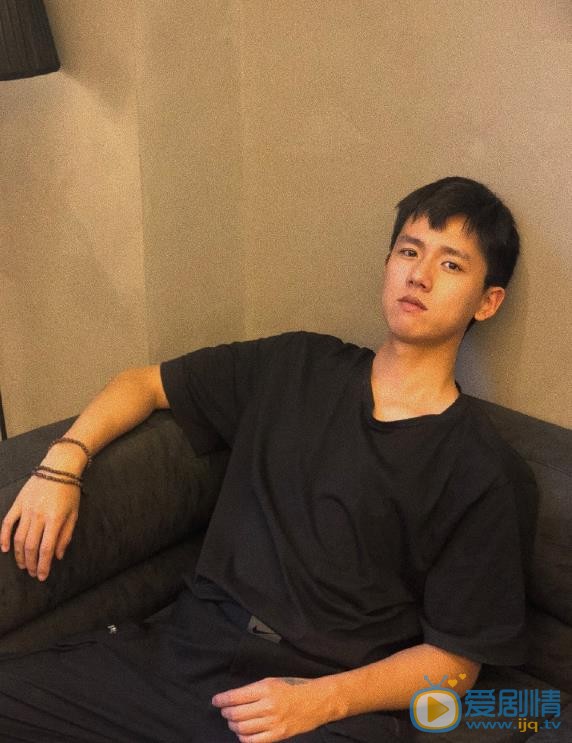 人不彪悍枉少年李漁是誰扮演的？人不彪悍枉少年李漁扮演者張耀個人資料、寫真生活照