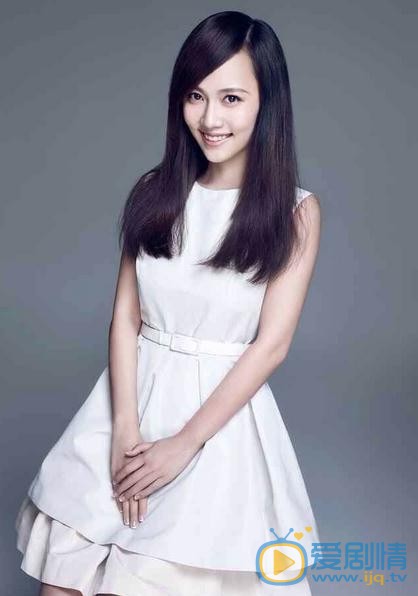 美人為餡辛佳是誰扮演的？辛佳扮演者孫驍驍個人資料、寫真及生活照欣賞