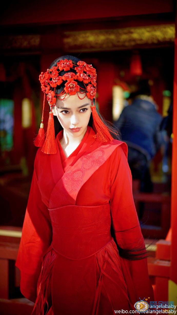 微微一笑很傾城Baby化身最美紅衣新娘 愛她你怕了嗎？