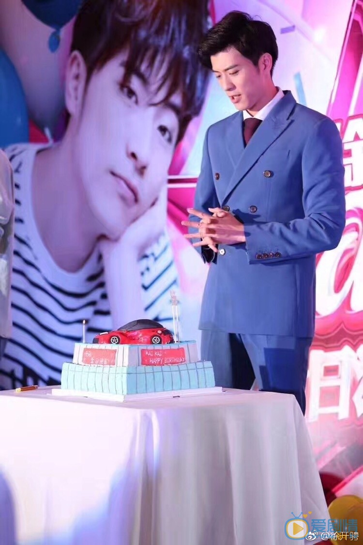 無法擁抱的你崔俊赫是誰演的？崔俊赫扮演者徐開騁個人資料及生活寫真照欣賞