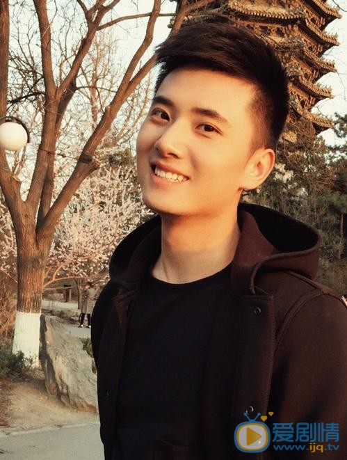 醉玲瓏李麟是誰扮演的？李麟扮演者楊韜歌個人資料及寫真生活照欣賞