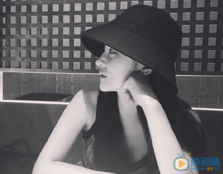 我的青春也燦爛李麗莉是誰演的？李麗莉扮演者夢秦個人資料、寫真及生活照欣賞