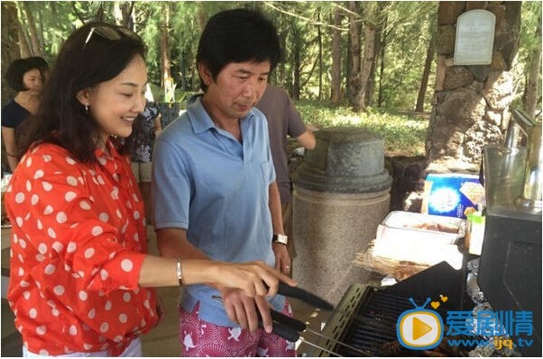 牛莉個人資料簡介 牛莉和老公合影照 牛莉生活照