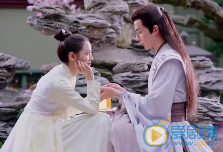 《兩世歡》開播好評，劇情高甜高虐，廣受歡迎！