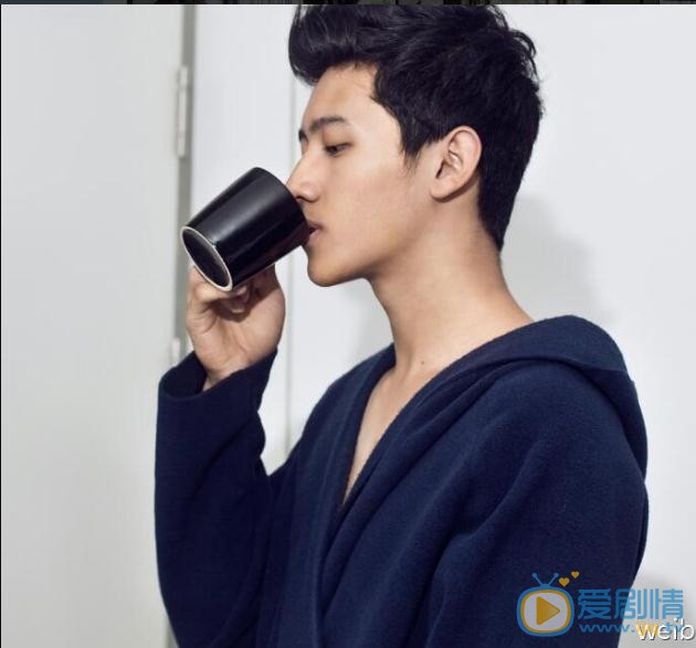 戀愛先生小程皓少年程皓是誰扮演的？小程皓少年程皓扮演者戰宇個人資料、寫真及生活照欣賞