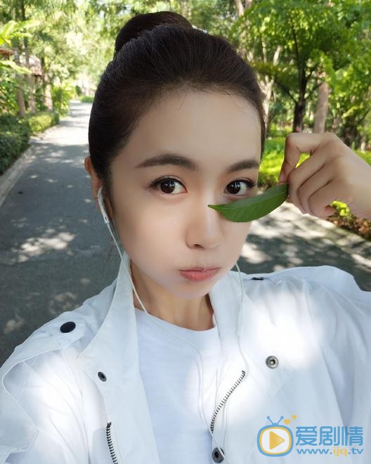 楚喬傳阿蘿是誰演的？阿蘿扮演者李春嬡個人資料、寫真及生活照欣賞