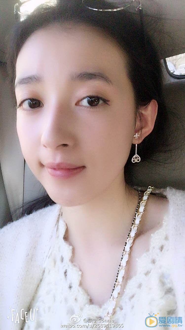 檸檬初上童丹扮演者康寧寫真及生活照欣賞