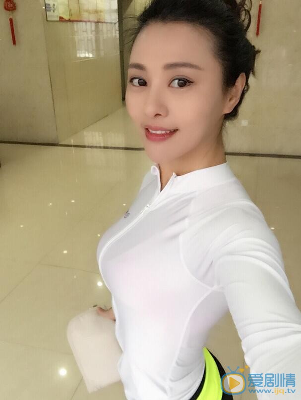  我們的愛李夢竹是誰演的？李夢竹扮演者鄭清文個人資料及生活寫真照欣賞