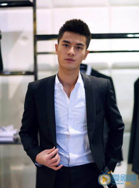 相愛穿梭千年2明星陳汛是誰演的，陳汛演員鄭凱個人資料寫真照劇照