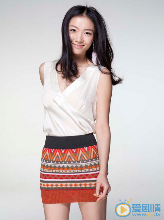 春風十里不如你柳青是誰演的？柳青扮演者齊溪個人資料及生活寫真照欣賞