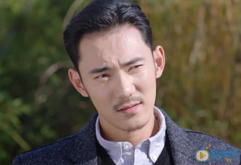 一千零一夜聞光啟是誰？聞光啟為什麼針對柏海？