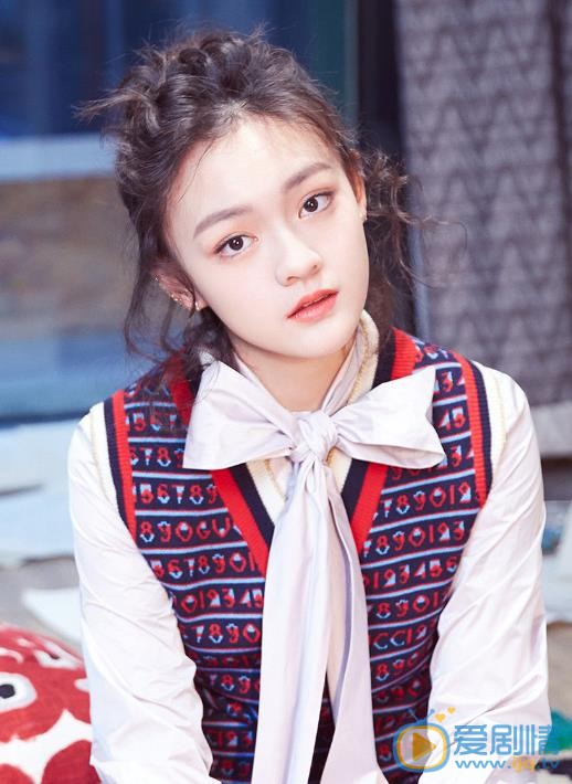 天坑鷹獵菜瓜是誰演的？菜瓜扮演者文淇個人資料、寫真及生活照欣賞