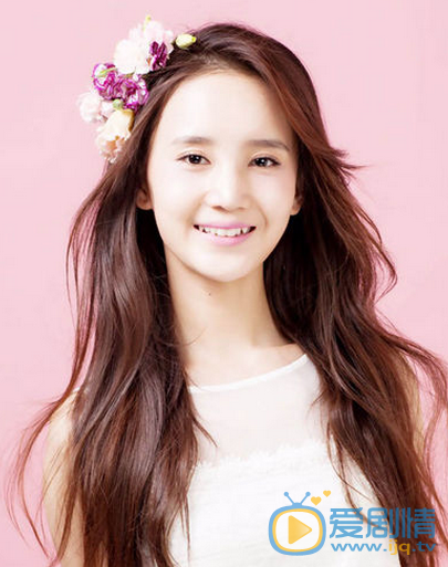 成梓寧個人資料及寫真生活照欣賞