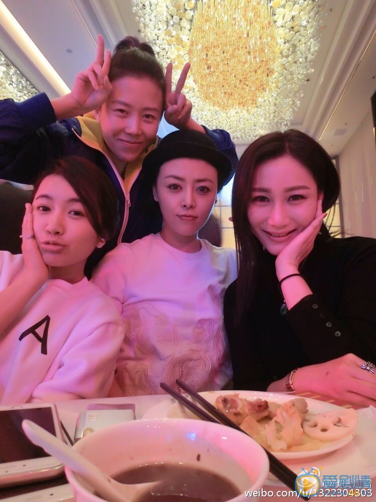 守護麗人許芷晴扮演者江雪寫真生活照欣賞