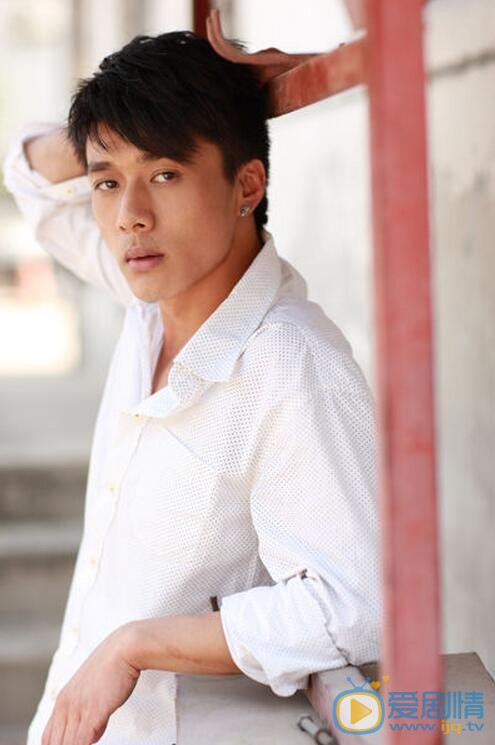 秋收起義盧德銘是誰演的？盧德銘扮演者白恩個人資料及寫真生活照欣賞