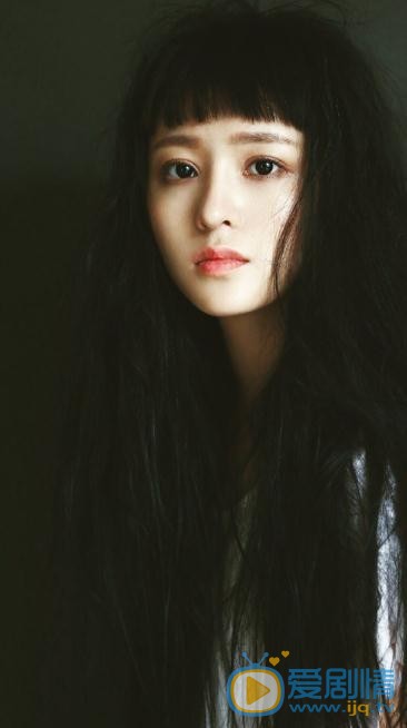 深海利劍黃小夏是誰扮演的？深海利劍黃小夏扮演者王佳宇個人資料、寫真及生活照欣賞