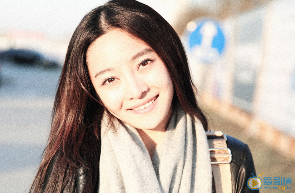 徐岑子個人演藝經歷  徐岑子氣質寫真