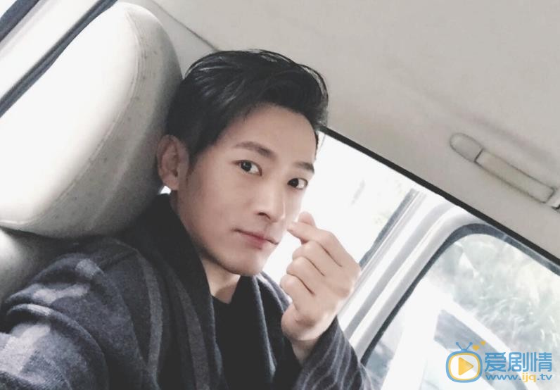 特勤精英曹猛扮演者吳弘照片