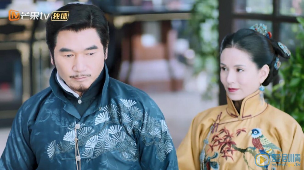 海棠經雨胭脂透朗斯年是由誰飾演的？他是一個怎樣的人？