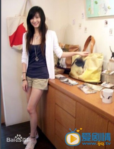 明若曉溪可可學姐扮演者林逸欣生活照