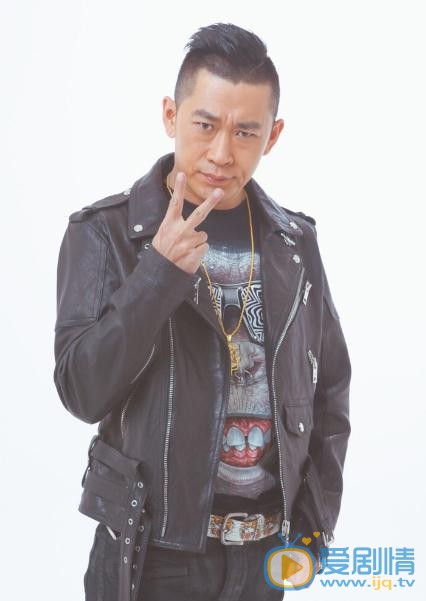 我的體育老師韓金龍是誰演的？韓金龍扮演者周岩個人資料、寫真及生活照欣賞