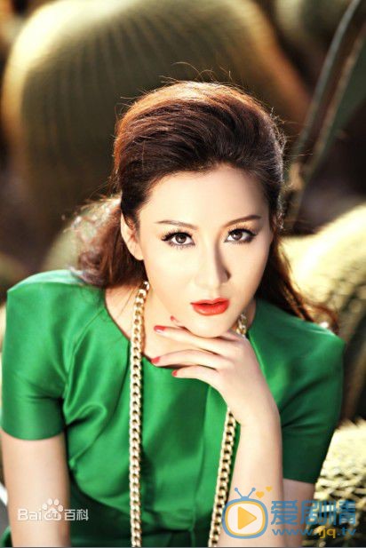 守護麗人許芷晴扮演者江雪寫真生活照欣賞