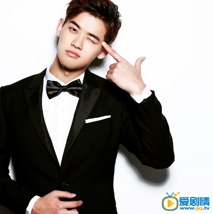 那年青春我們正好高旗是誰扮演的？高旗的扮演者劉冬沁個人資料介紹及生活寫真照欣賞