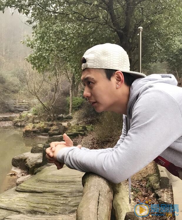  秋收起義毛澤東是誰演的？毛澤東扮演者侯京健個人資料及寫真生活照欣賞